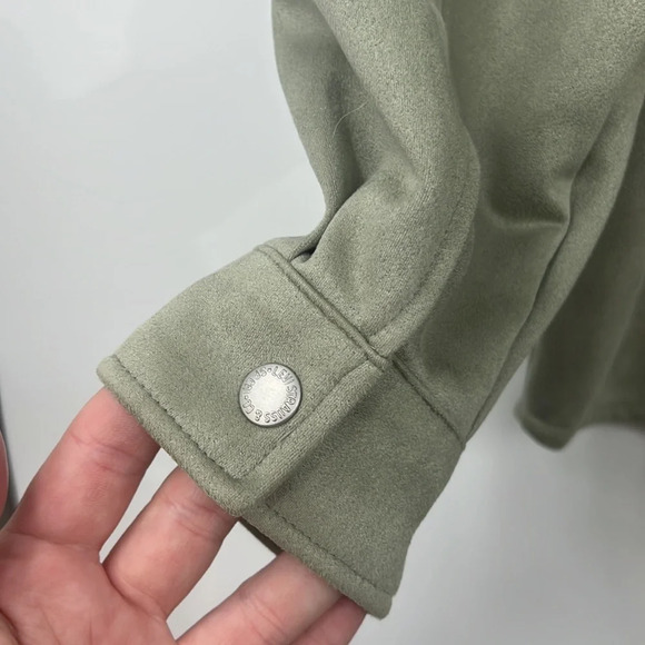 Levi’s Shirt Jacket Women’s Large Green Faux Suede‎ Zip Snap Front Microsuede - Picture 7 of 11